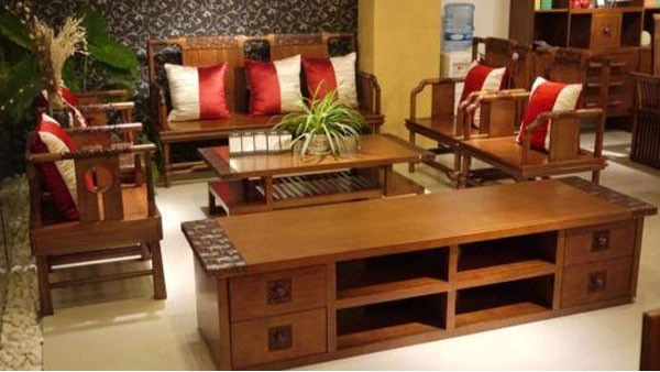 How is old wooden furniture imported from abroad to China